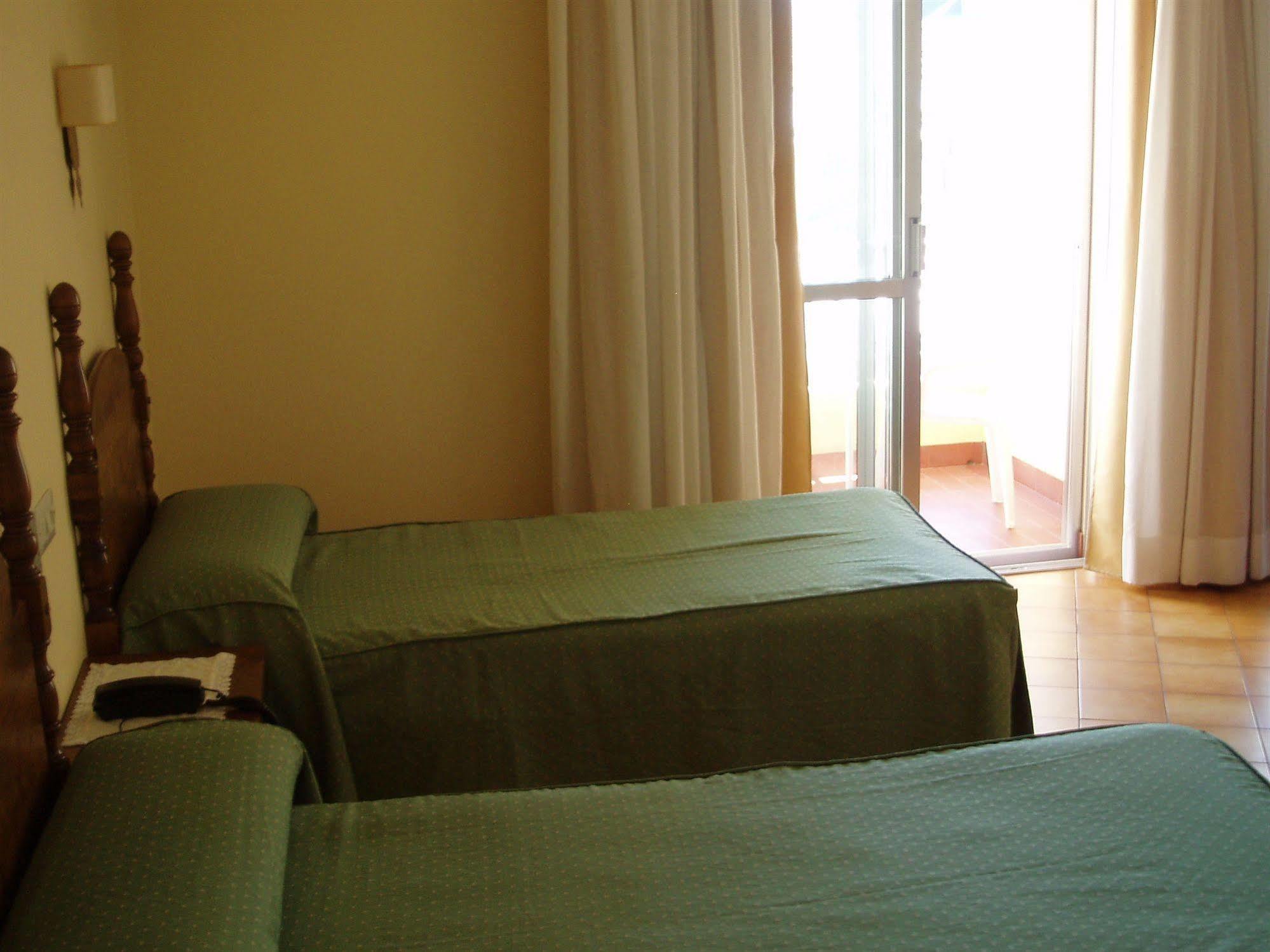 Hotel Nuevo Cachalote Portonovo Exterior photo